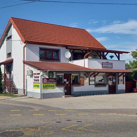 Ferienwohnung Kertesz Vendeghaz Hegykő Exterior foto